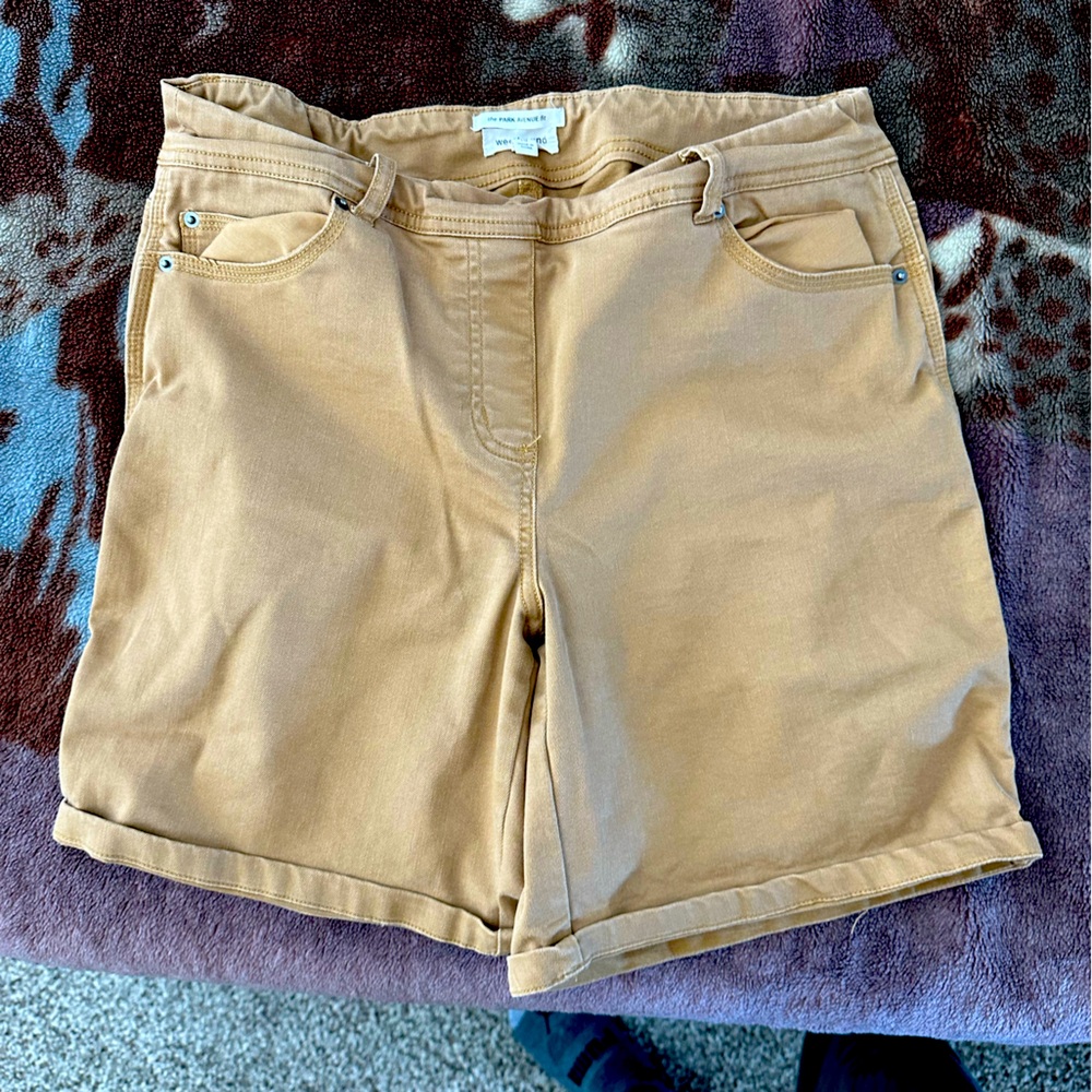 Westbound woman’s Bermuda shorts